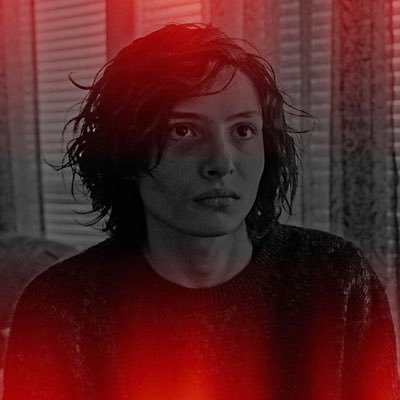 “ 𝐘𝐨𝐮 𝐛𝐞𝐭𝐭𝐞𝐫 𝐟𝐥𝐞𝐚 𝐜𝐚𝐮𝐬𝐞 𝐲𝐨𝐮’𝐫𝐞 𝐭𝐢𝐜𝐤𝐢𝐧𝐠 𝐦𝐞 𝐨𝐟𝐟“{ minors DNI, writer is 24}