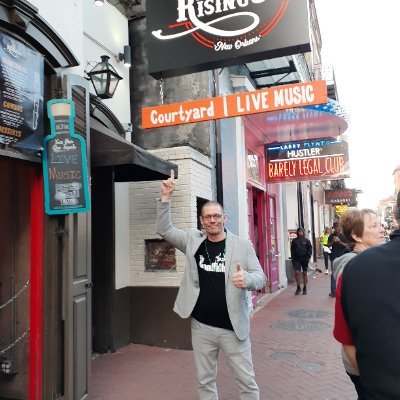 Canadian politics, Sales, Vancouver Canucks, Dog 🐶 Dad,
Follow me and i'll Follow back