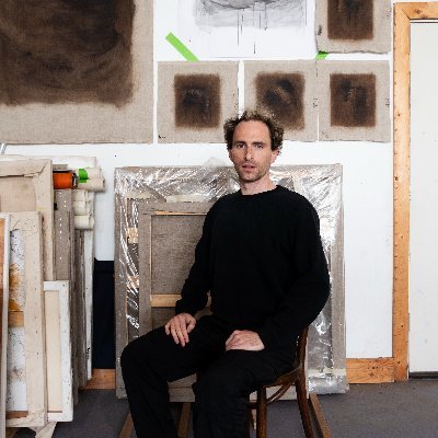 LC___Water's profile picture. plebian, artist, designer,