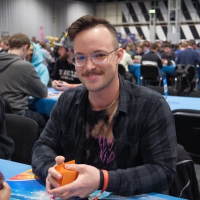 Your favorite Casual Pokémon TCG Player. 🇩🇪🤘🏻Season 24/25 482/XXX CP Season 25/26 045/XXX CP
