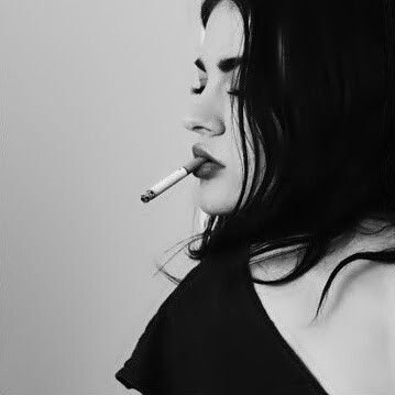 neazvn's profile picture. Professional sleeper