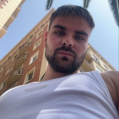 sradrii5_'s profile picture. 🏋🏼🧠 @MovistarKOI 💜