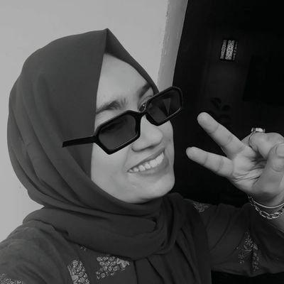 fairyrizvi11's profile picture. الْحَمْدُ لِلَّهِ الَّذِي جَعَلَنا مِنَ الْمُتَمَسِّكِينَ بِوِلايَةِ أَمِيرِ. الْمُؤْمِنِينَ عَلِيِّ بْنِ أَبِي طَالِبٍ وَ الأَئِمَّةِ عَلَیۡهِمُ السَّلامُ🙌❤️