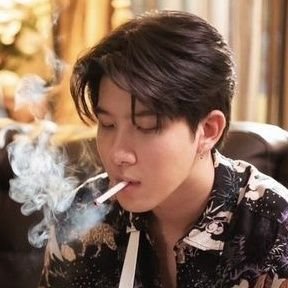 𝗰𝗿𝗼𝘄𝗹𝗲𝘆 𝘁𝗼 𝗮𝘇𝗶𝗿𝗮𝗽𝗵𝗮𝗹𝗲: I surrender who I’ve been for who you are, for nothing makes me stronger than your fragile heart.