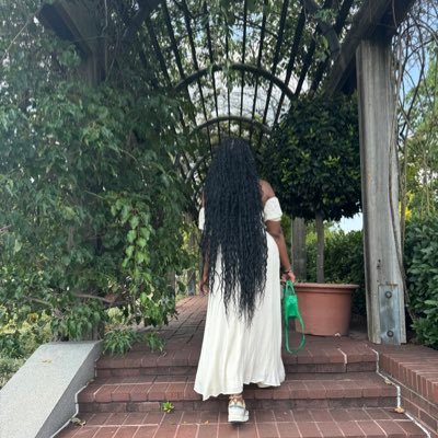 iCntBeReplaced's profile picture. 🏳️