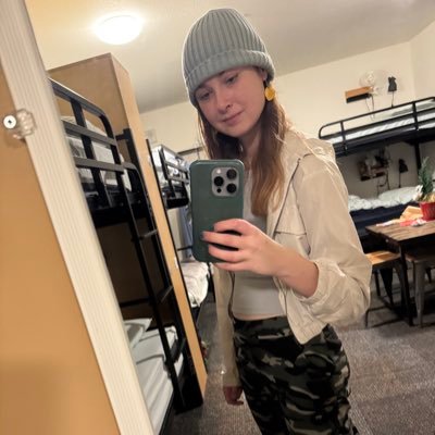 27 • check out all the love I get, it’s fake and doesn’t happen at all