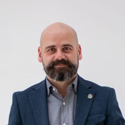 Magistrado. Portavoz Nacional de la Asociación Judicial Francisco de Vitoria.