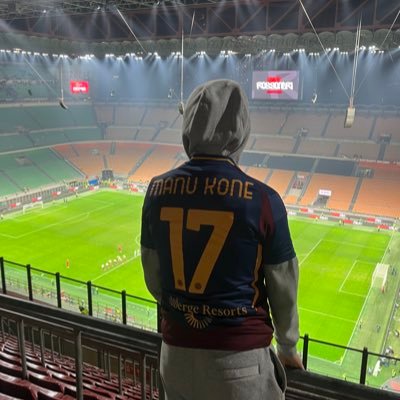 capurso_lorenzo's profile picture. DAJE ROMA 💛❤️