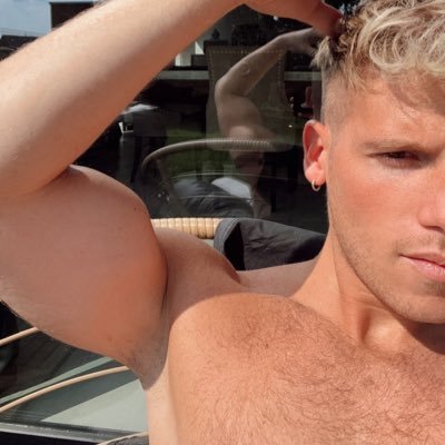 • J • Belgian 🇧🇪 • 📍currently in the gym 💪🏽 collabs ✉️ Only Fans member: https://t.co/kA6rrzsgwf