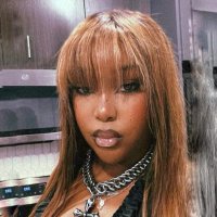 Vanessa. (@sheisefe) 's Twitter Profile