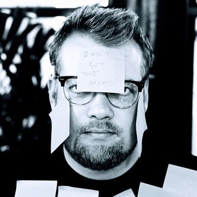 Director of @RobKnoxFilm | @RobKnoxFilmFest | #Pareidolia | #TheUnderstudy | Executive Producer of #CultofVHS | Team Member of @RavingCinema 🎬 📼 🎥