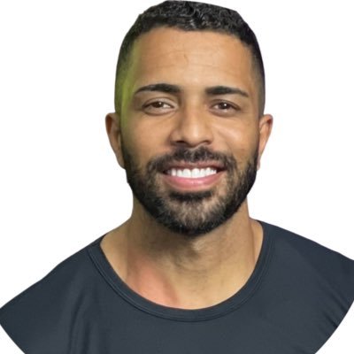 ojuliovasconcel's profile picture. 📚 Especialista em superar limites e alcançar o extraordinário! 🔝 Resultados incríveis são apenas o começo!