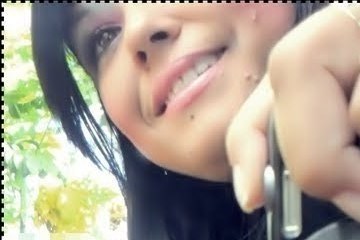 19 anos, Ciumenta, Dramática, estudante *-* & Apaixonadíssima pela a vida s2s2'
►Quando a gente ama pra valer, o bom é ser feliz e mais nada .