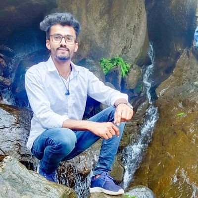 PARASGARG1444's profile picture. Ohh! मेरे बारे में जानने आए हो फिल्हाल मेरे बारे में जानने जैसा कुछ नी हे 😁