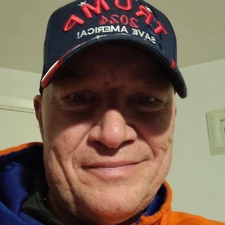 ChrisTh70587989's profile picture. 