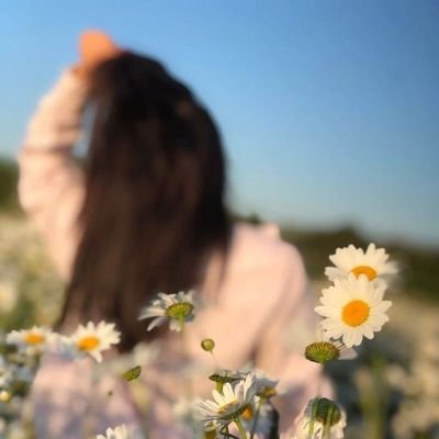visualdesigner0's profile picture. Digital Artist