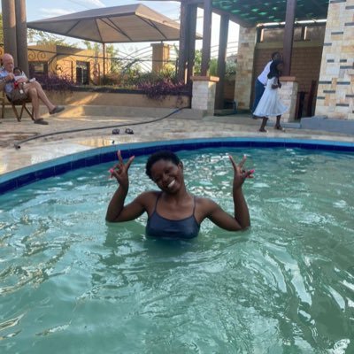 secrine's profile picture. 💢God above https://t.co/cPoIGGFrwb in cosmetics 💄💢 arsenal ⚽ 💢INSTAGRAM. @iam_secrinna