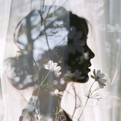 — Small circle, happy heart, clear mind, inner peace, private life. ✨🌿