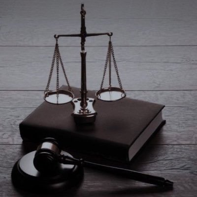 طالبه شريعه @uqu_edu |عضو بعده مبادرات نحن من يقول الحق ولو ارتجفت اصواتنا عضو ذهبي في @darb_team ⚖️