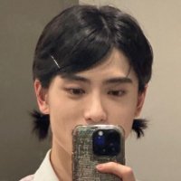 ✰ (@moonyscol) 's Twitter Profile