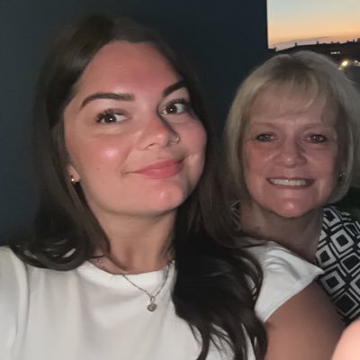 MeganSclater's profile picture. 💕💅🏼👛🌸🛍🎀