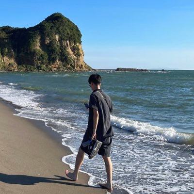 1m000n1's profile picture. サウナとKingGnuがｽｷな26歳 ただの備忘録