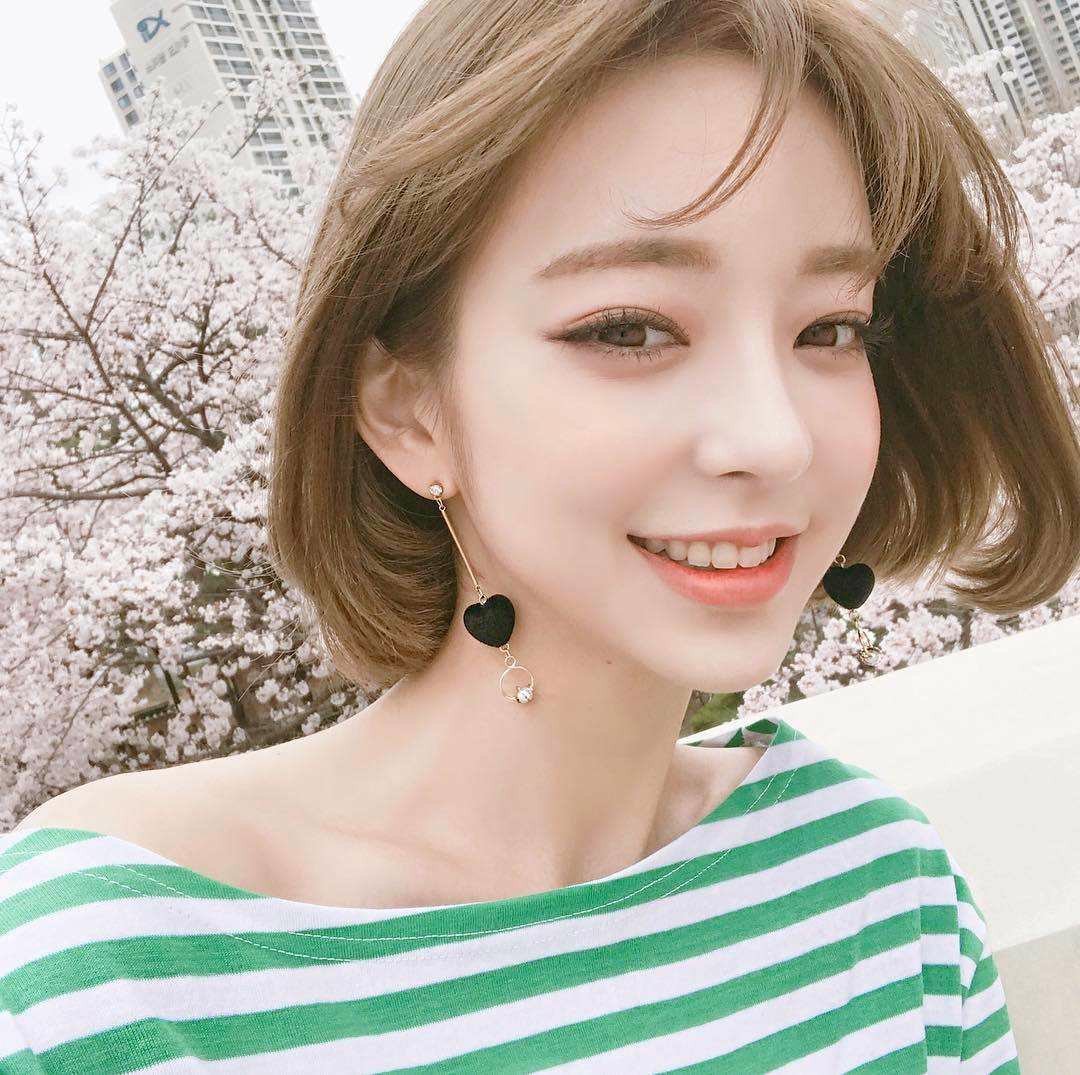 RobelSanti47965's profile picture. ♥♥同城真心线下🈷唯一推特号👉@Av_rwa👈 蛋蛋后粉色系小学妹。可甜可咸,可69.只要你真心，妹妹必尽心。粉色系妹妹等你——————🈚️定金，🈚️门槛—————非诚勿扰————要定金门或者门槛费的都是骗子！！！！！