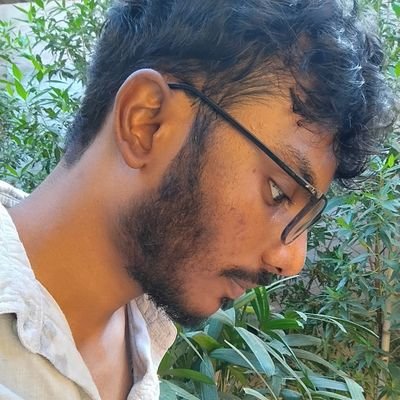 Varadhan1727's profile picture. ⇝⇝⇝⇝⇝