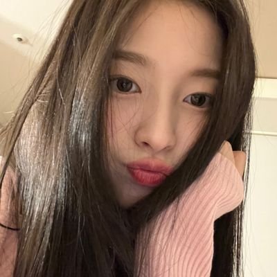 ( Roleplayer ) OH MY GIRL의 lovely maknae, Choi Arin 🐥 a very loud and cheerful baby♡ 99's princess 🍓 ㅡ still on inactive mode ( upchar only )