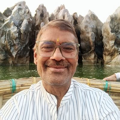 तुम शब्द मैं अर्थ, तुम बिन मैं व्यर्थ