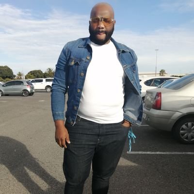 I am noBody 😎 but a Father to somebody👶,I lv Movies🎥, XBox Games🎮,I'm here for good vibes🥰🍻💃 Andilwanga🤗.