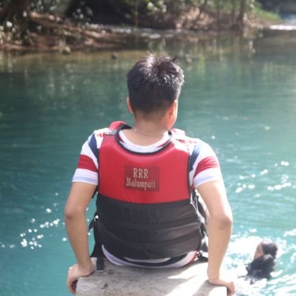 ROJ101602's profile picture. If it keeps you happy, keep it private😉

J3:10