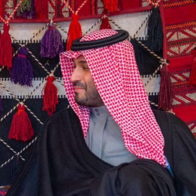 aa_b92's profile picture. 🌴