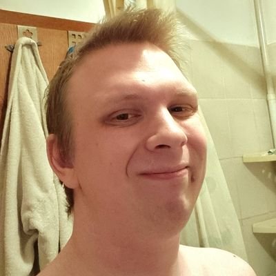 he/him Have a nice day 🖤 GAMING IS MY LIFE 🖤 27Y
#NoAfd