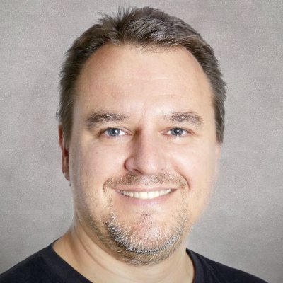 tonarm's profile picture. Tonmeister / Audio engineer for life, Tesla investor and tech geek stacking some sats :-D