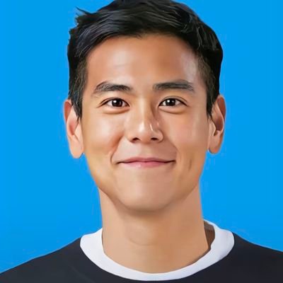 laoczLor's profile picture. 