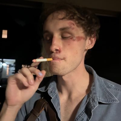 ramirezid101's profile picture. avid consumer of numerous cultural phenomena • unc ‘23 • The Professor @wxyc