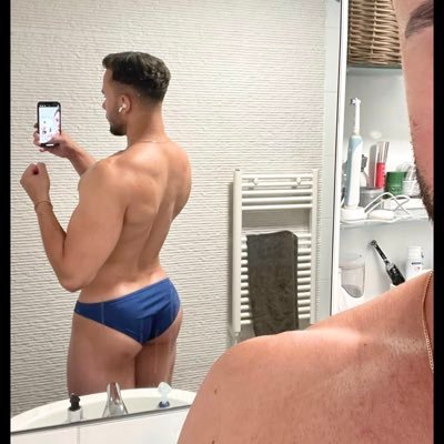 DM to collab ✌🏻 24yo https://t.co/Z9aFHDuAMF
