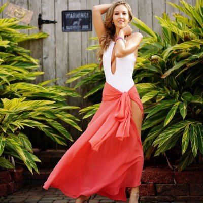 EvelinaBard's profile picture. It is better to keep your hope in Christ than to keep it all. For the fruit of eternal life comes out of that hope. - According to the New Testament's promise