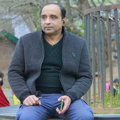 تمام پی ٹی آئی ٹائیگرز کو فالو بیک ملے گا ❤❤❤