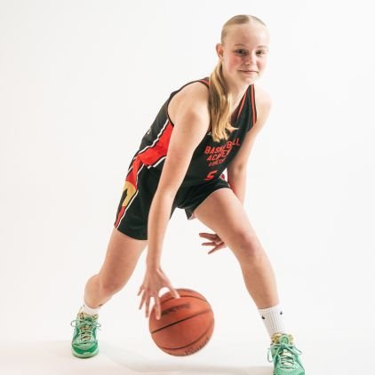 Pointguard🏀 | Class of 2028 | Holland🇳🇱| 19-06-2010 | GPA 3.5 | Basketball Academy Utrecht WU16 & WU18 |
Dutch National SouthEast Team WU15
Playing with #5