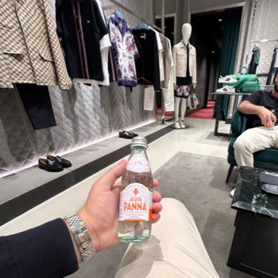 Aslanoglu68's profile picture. utbildad ekonom & kebabinjengör