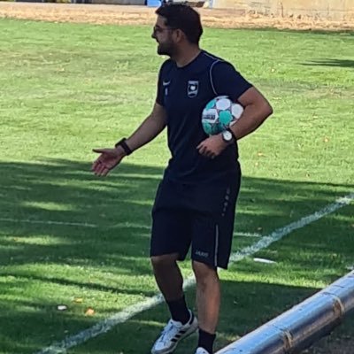 yasinalisalmaz's profile picture. observes, analyses, stays silent 🚬