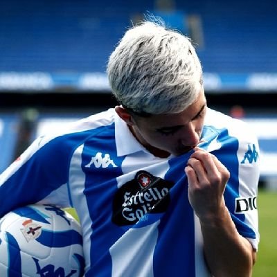 MauriinhoRCD's profile picture. Liga Hiperemociones enjoyer 💙🤍