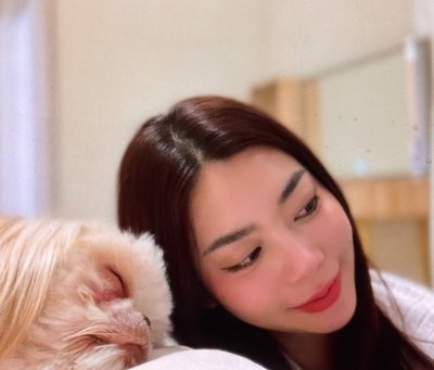 Lovemyparent555's profile picture. I'm the stunning lady😁 / Divorce but I'm okay and joying a with my single life ✈️🌎
#Beauties✨🥰💅 #Shopping and eat🛍🥘#Summer🌄🏖 #Game🏒⛳️🧘‍♀️#Natural🌿🍀