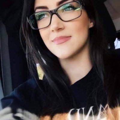 YoungLaure10167's profile picture. looking for a relationship