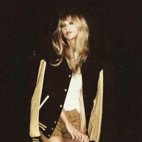 chloe ISO gracie deluxe tour tickets (@13inafilmreel) 's Twitter Profile Photo