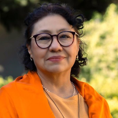 Writer, editor, translator, interspiritual celebrant. Views, photos are my own. Hablo español, member of @spanisheditors @revlily.bsky.social