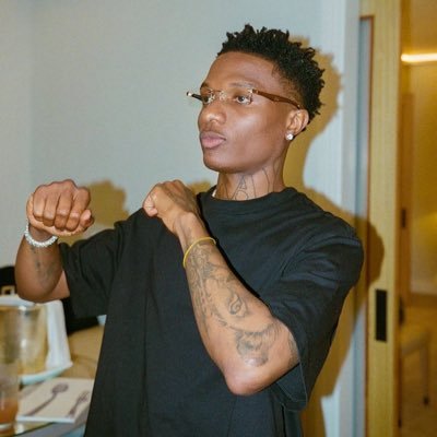 Lil_mizzy10's profile picture. Professional footballer /Fc❤️🦅/ Messi❤️👑