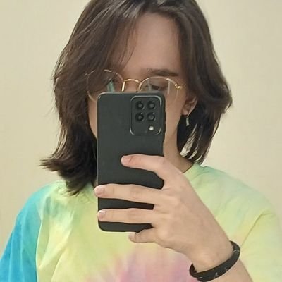 Penso logo odeio, apenas um cara tranquilo